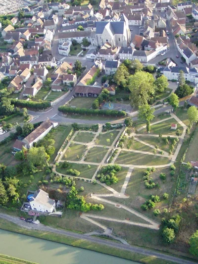 5eme-Fete-des-plants-et-des-plantes-8211-Beaulieu-sur-Loire_3085054