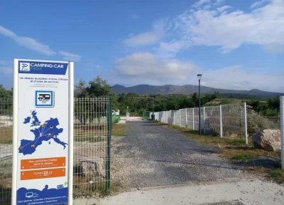 AIRE-CAMPING-CAR-PARK-8211-Cases-de-Pene_2518380