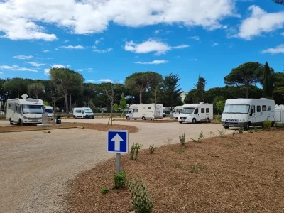 AIRE-DE-CAMPING-CAR-8211-La-Grande-Motte_2605872