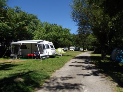 AIRE-DE-CAMPING-CARS-DU-CAMPING-LE-PRE-DE-CHARLET_38252