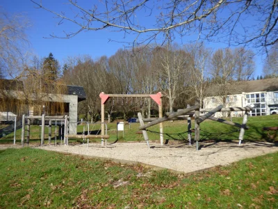 AIRE-DE-JEUX-DES-BOULDOUIRES-8211-La-Salvetat-sur-Agout_3059375