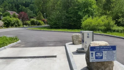 AIRE-DE-SERVICE-POUR-CAMPING-CARS-DU-DOMAINE-DU-HAUT-DES-BLUCHES-8211-La-Bresse_2015635