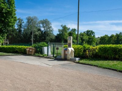 AIRE-DE-SERVICES-POUR-CAMPING-CARS_37937