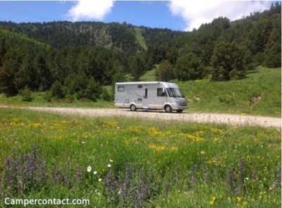 AIRE-DE-STATIONNEMENT-COMMUNALE-POUR-CAMPING-CARS_40222