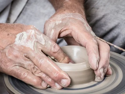 ATELIER-8211-Au-gres-des-Mains-8211-poterie-8211-Valliere_3864119