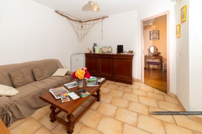 AU-POULAILLER-DES-CEVENNES_53668