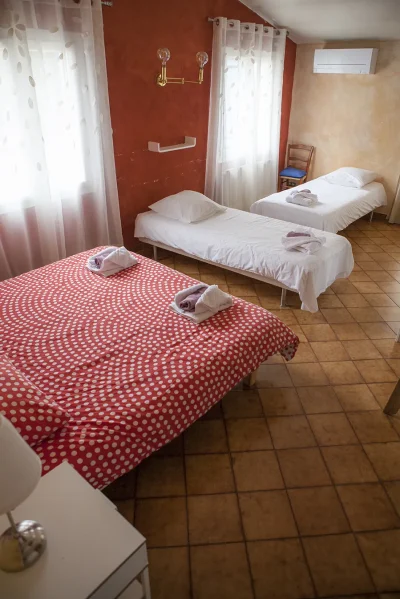 AUBERGE-DE-LA-VALLEE-8211-CHAMBRE-SERANNE-8211-Saint-Jean-de-Bueges_2864425