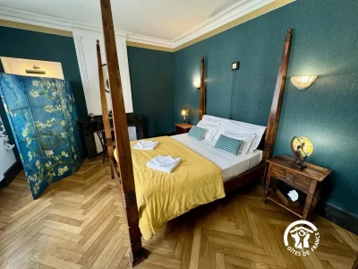 AUX-BERGES-DU-LIBRE-8211-CHAMBRE-1900-8211-Felines-Termenes_3829937