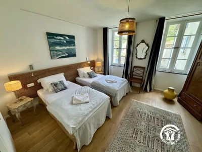 AUX-BERGES-DU-LIBRE-8211-CHAMBRE-CYCLADES-8211-Felines-Termenes_3829244