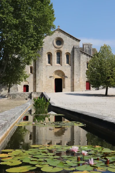 Abbaye-de-Silvacane-8211-La-Roque-d039Antheron_3854626