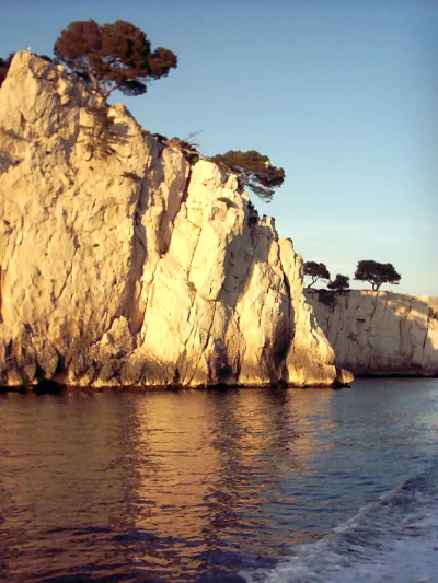 Activite-Peche-Promenade-Calanques-8211-Cassis_2500494