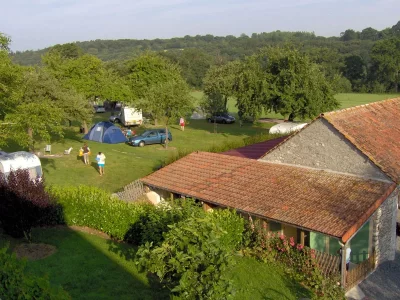 Aire-Naturelle-de-camping-du-Moulin-Foulon_1020327
