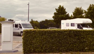 Aire-d039accueil-camping-car-8211-Sauviat-sur-Vige_2910944