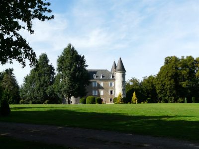 Aire-d039accueil-camping-car-Leychoisier_32780