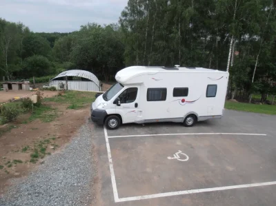 Aire-d039accueil-camping-car-a-la-Ferme-Arc-en-Ciel-8211-Saint-Leger-le-Gueretois_2926996
