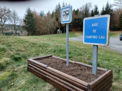 Aire-d039accueil-de-camping-cars-de-Saint-Merd-les-Oussines-8211-Saint-Merd-les-Oussines_2849603