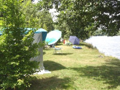 Aire-d039accueil-de-camping-cars-du-Champ-Pigeonnier_33809
