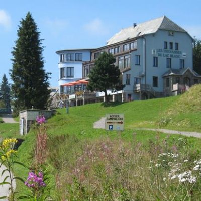 Aire-de-Camping-Car-des-Terrasses-du-Lac-Blanc_39862