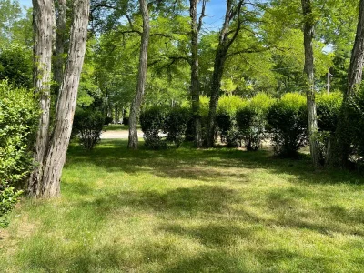 Aire-de-Camping-car-8211-Camping-Les-Portes-de-Sancerre-8211-Saint-Satur_3325396