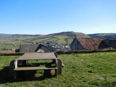 Aire-de-Pique-Nique-Jardin-des-grandes-ecuries-8211-Severac-d039Aveyron_2259525