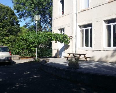 Aire-de-Pique-Nique-de-l039ancienne-ecole_31167