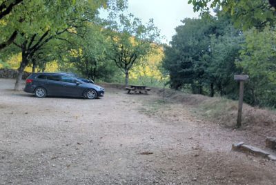 Aire-de-Pique-nique-Parking-de-la-Cascade_31528