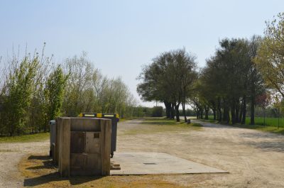 Aire-de-camping-car-8211-Etang-de-Marzelles_33095