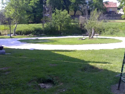 Aire-de-camping-car-Les-Ch039tis-8211-Sainte-Nathalene_2921927