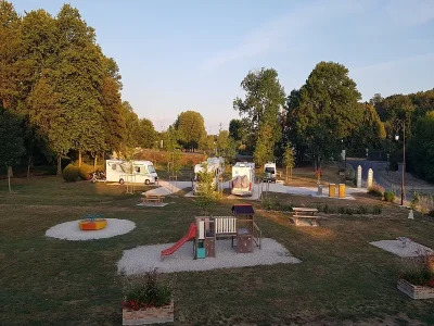 Aire-de-camping-car-Nouans-les-Fontaines-8211-Nouans-les-Fontaines_1731812