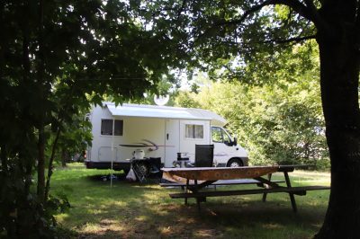 Aire-de-camping-car-a-la-ferme-Coumet_32357
