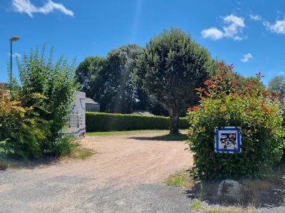 Aire-de-camping-car-de-Cussac-8211-Cussac_2878776