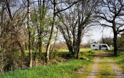 Aire-de-camping-car-de-Montfort-8211-Montfort_3062020