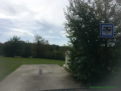Aire-de-camping-car-de-la-Base-de-Loisirs-de-Rouffiac-8211-Angoisse_3070088