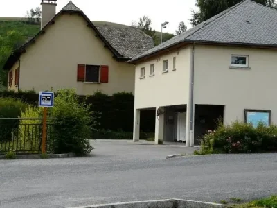 Aire-de-camping-car-municipale-de-Segur-8211-Segur_2252637