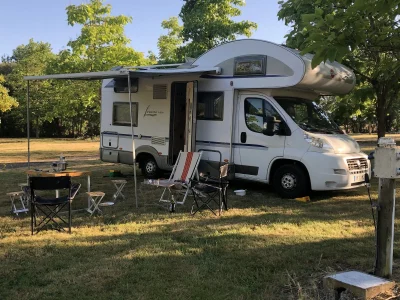 Aire-de-camping-car-quotDomaine-des-Sablieresquot-Moncoutant-sur-Sevre-8211-Moncoutant-sur-Sevre_2902689