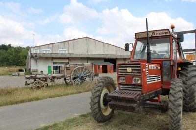 Aire-de-camping-cars-a-Bailleul-sur-Therain-8211-France-Passion-8211-Bailleul-sur-Therain_2795262