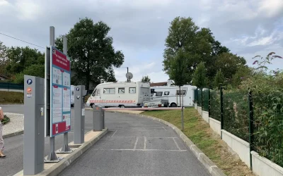 Aire-de-camping-cars-de-Cambo-les-Bains-8211-Cambo-les-Bains_3041870