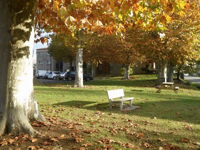 Aire-de-camping-cars-de-Monsegur_33970