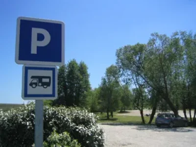 Aire-de-camping-cars-de-Sauternes-8211-Sauternes_1880254