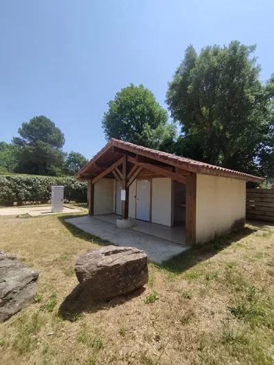 Aire-de-camping-cars-du-Lac-a-Vielle-8211-Vielle-Saint-Girons_2882596