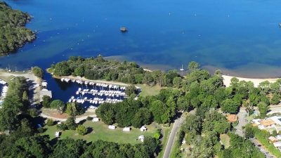 Aire-de-camping-cars-du-lac_34660