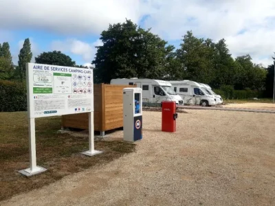 Aire-de-camping-cars-intercommunal-de-Senonches-8211-Senonches_1692573