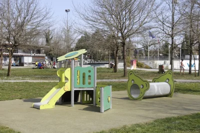Aire-de-jeux-8211-Parc-Aquasports-8211-Bizanos_2311074