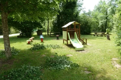 Aire-de-jeux-du-Moulin-du-Duellas_1131649