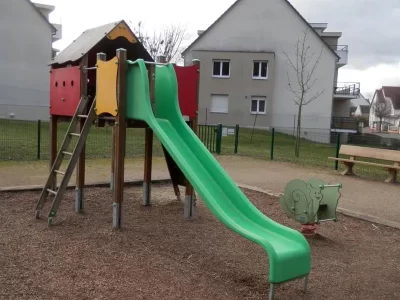 Aire-de-jeux_710092