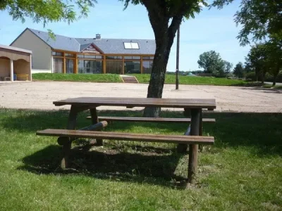 Aire-de-pique-nique-8211-Saint-Laurent-de-Levezou_2260002