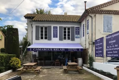 Aire-de-pique-nique-de-Camargue-Relais_712664