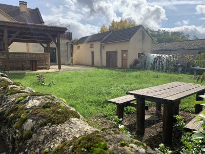 Aire-de-pique-nique-de-Saint-Cirq-Madelon_30922