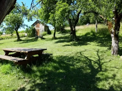 Aire-de-pique-nique-de-Saint-Salvadou-8211-Le-Bas-Segala_2259467