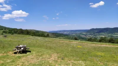 Aire-de-pique-nique-des-4-routes-8211-Sainte-Eulalie-de-Cernon_2259447